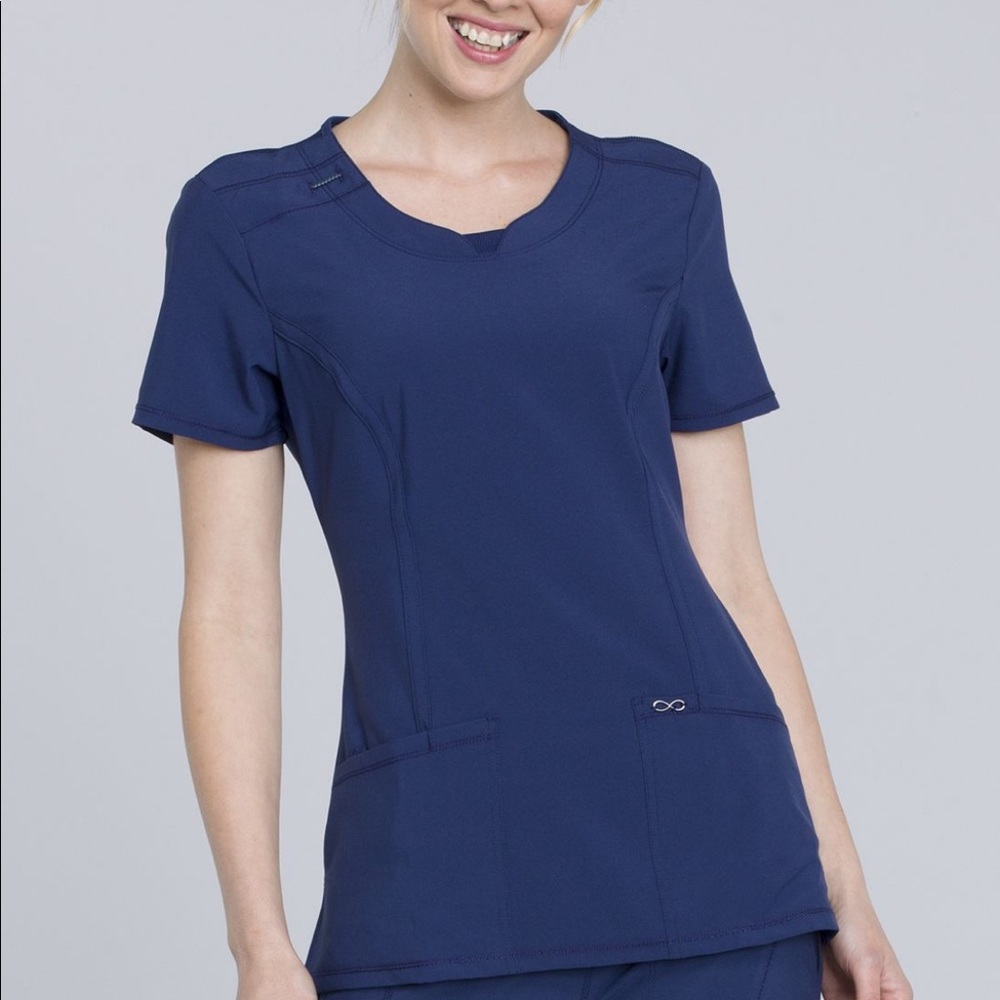 Xs Cherokee Infinity Scrub Set - image 1